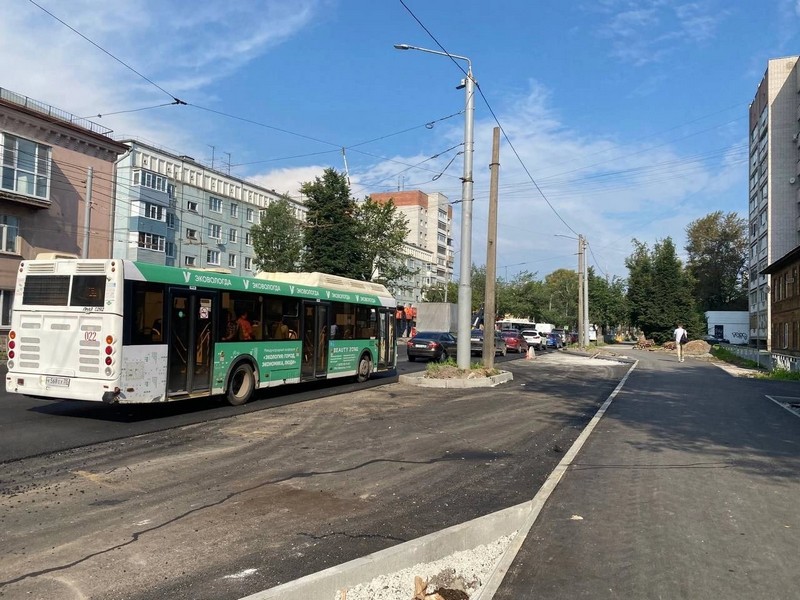 Перенос остановки общественного транспорта «ул. Рабочая» увеличит пропускную способность улицы Герцена в Вологде.