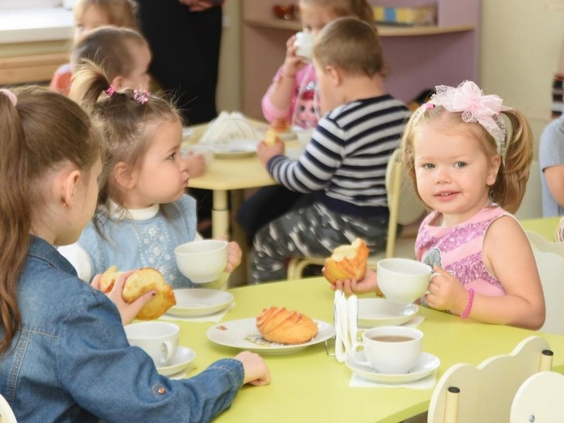 Более тысячи детей получили места в детских садах Вологды.