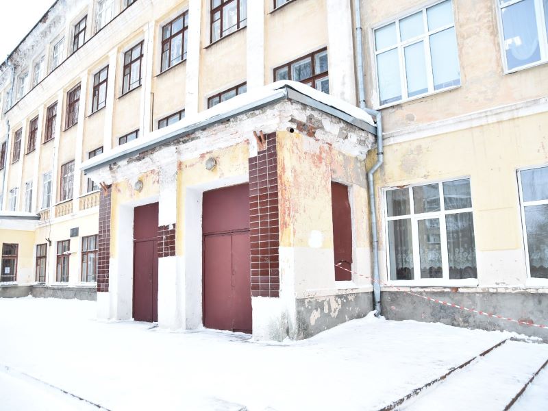 В течение 6 месяцев планируется выполнить капремонт школы №13 в Вологде.