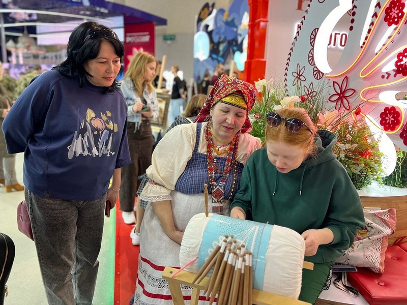Вологодские фестивали представили на крупной международной выставке в Москве.