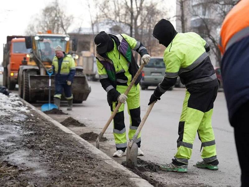 В Вологде введены новые стандарты уборки городских улиц.