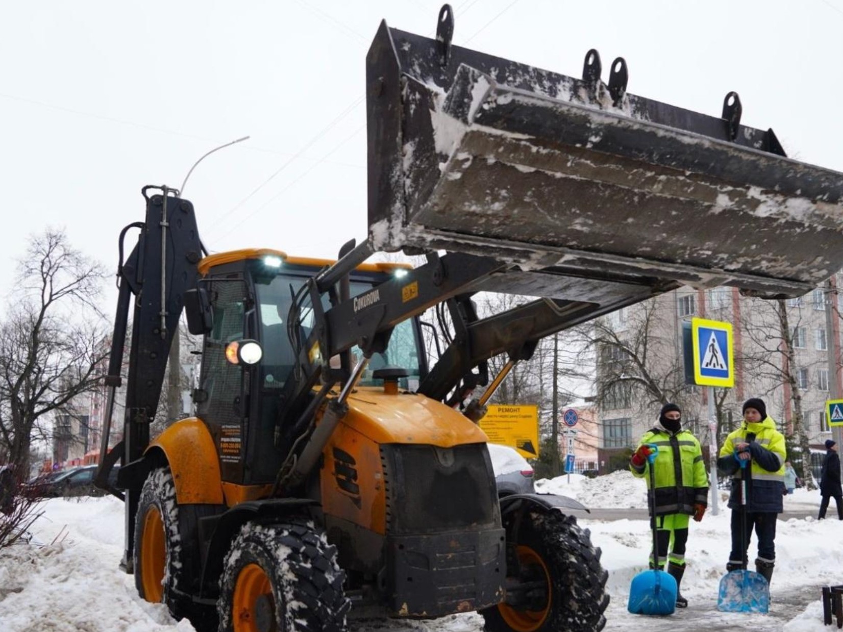 Дополнительный контракт на вывоз снега с городских улиц будет заключен в Вологде.