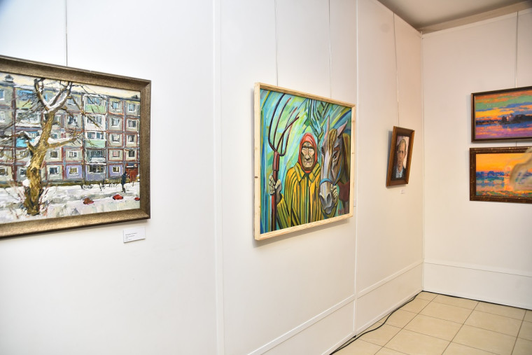 Первый муниципальный музей «Галерея современного искусства «Красный мост» открылся в Вологде.